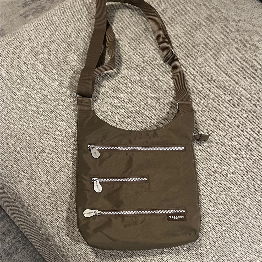 Baggallini Crossbody Bag